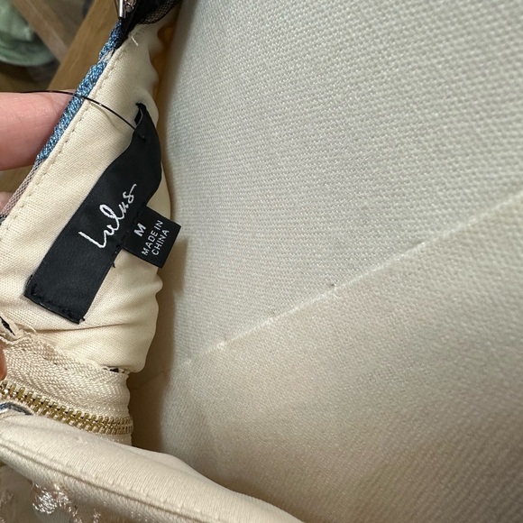 Lulu’s Floral Embroidered Dress - Black and Blue size medium BNWT - Picture 7 of 7